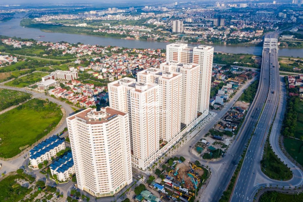 Chung cư Eurowindow River Park là lựa chọn lý tưởng cho những ai mong muốn sống trong không gian xanh, hiện đại, tiện nghi, nơi bạn có thể tận hưởng một cuộc sống an lành, đầy đủ tiện ích và sự thoải mái tuyệt vời.